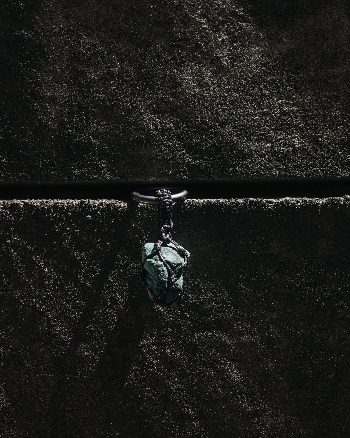 Woven Malachite Gunmetal Keychain