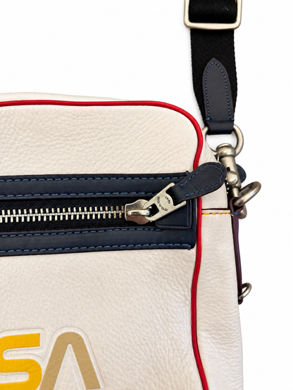 Hi-Five: Coach 1941 x NASA復古飛行斜背包